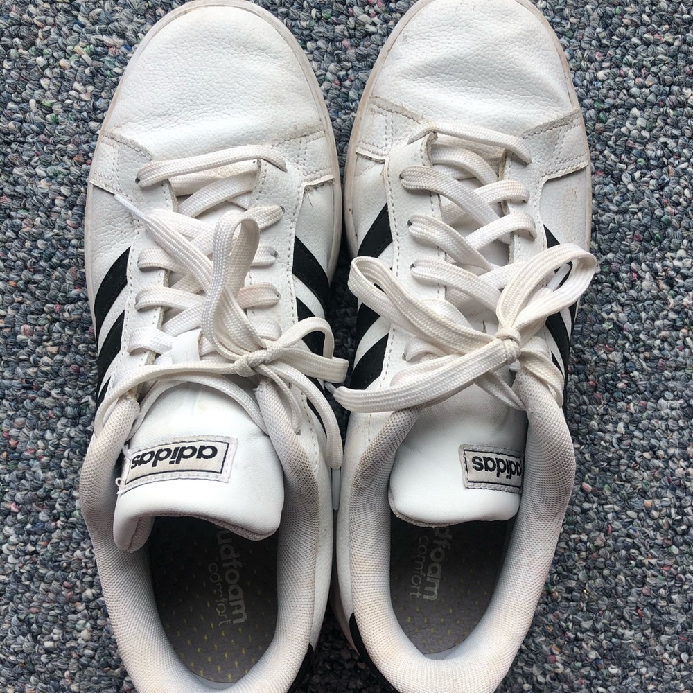 Adidas Shoes - Picture 5 of 6